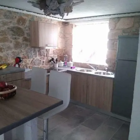Apartment Stone House *